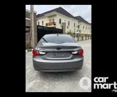 Tokunbo 2011 Hyundai Sonata (Limited)