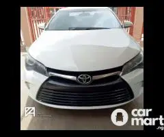 Used 2015 Toyota Camry SE - 1