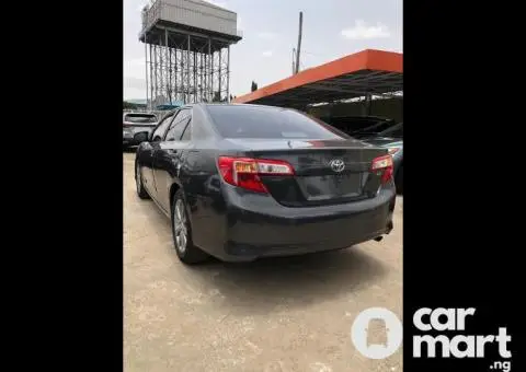 Foreign used 2013 Toyota Camry LE - 5/5