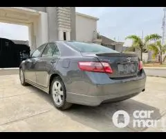 Super clean 2009 Toyota Camry SE - 5