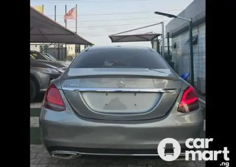 Tokunbo 2019 Mercedes Benz C300 - 5/5