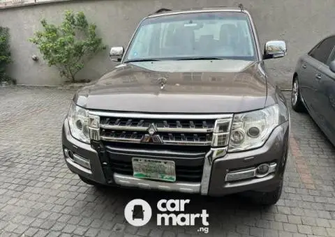 Used MITSUBISHI Pajero 2017 - 2/5