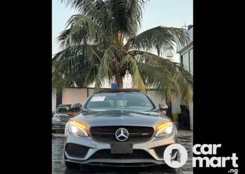 Tokunbo 2018 Mercedes Benz C300 Coupe - 3/5