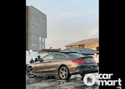 Tokunbo 2018 Mercedes Benz C300 Coupe - 4/5