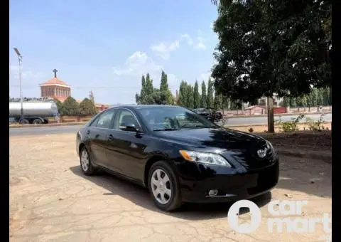 Used 2008 Toyota Camry - 2/5