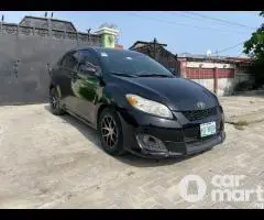 Clean 2011 Toyota Matrix Full Option