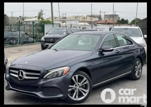 Pre-Owned 2015 Mercedes Benz C300 - 2/5