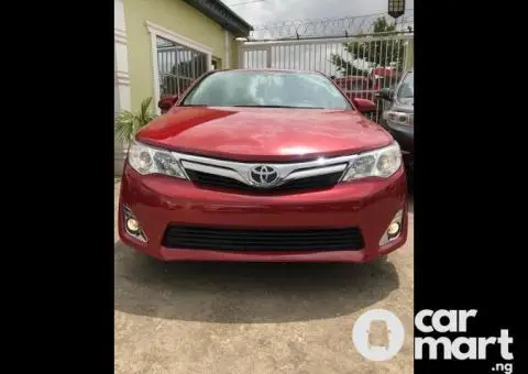 2014 Foreign-used Toyota Camry XLE - 1/5