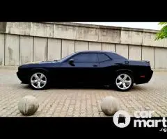 Tokunbo 2014 Dodge Challenger (SXT Plus) - 4