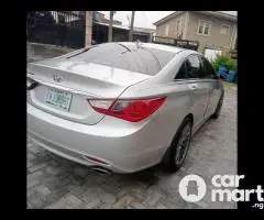 Registered Hyundai Sonata 2012