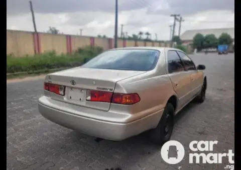 Used Toyota Camry 2001 - 4/5