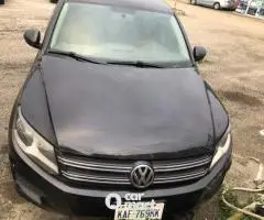 Nigerian used Volkswagen tiguan 2011 2.0 - 1