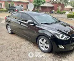 Super clean 2013 Hyundai Elantra