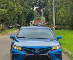 Foreign used 2018 Toyota Camry SE