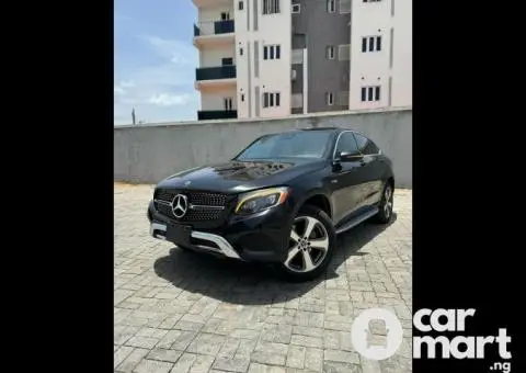 Tokunbo 2019 Mercedes Benz GLC300 (Coupe) - 1/5