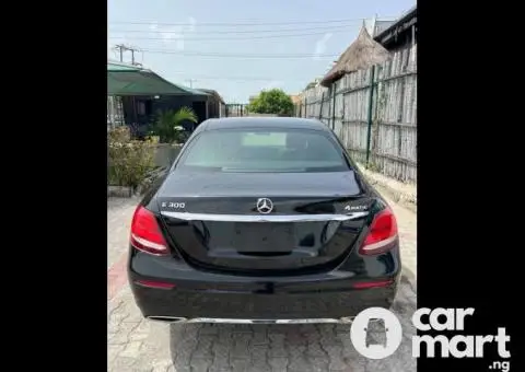 Tokunbo 2019 Mercedes Benz E300 - 5/5