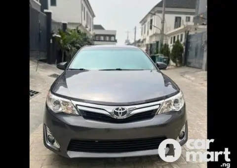 Toks Toyota Camry 2013 - 1/5