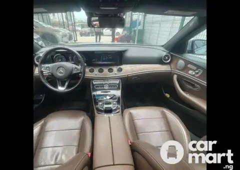 Tokunbo 2017 Mercedes Benz E300 - 2/5