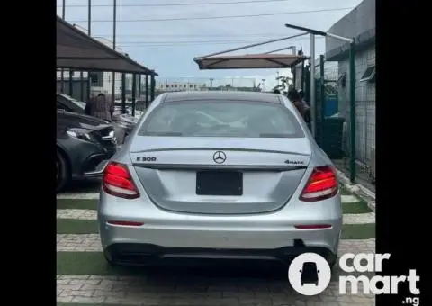 Tokunbo 2017 Mercedes Benz E300 - 5/5