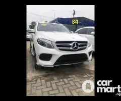 2016 Mercedes Benz GLE-350 - 1