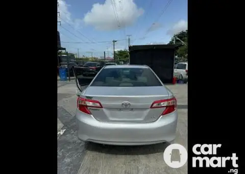 Pre-Owned 2013 Toyota Camry LE - 4/5