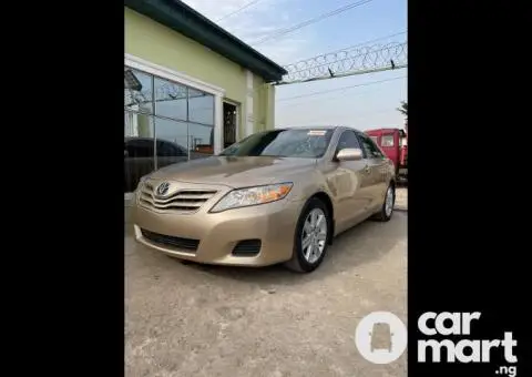 2010 Foreign-used Toyota Camry LE - 1/5