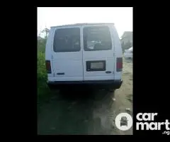 2005 FORD CARGO VAN FOREIGN USED - 2