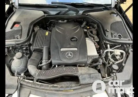 2017  Mercedes Benz E300 - 5/5