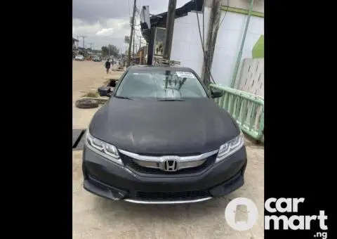 VERY NEAT HONDA ACCORD 2013 COUPE - 2/5