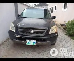 Clean 2005 Honda Pilot