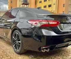 Foreign used 2019 Toyota Camry XSE - 5