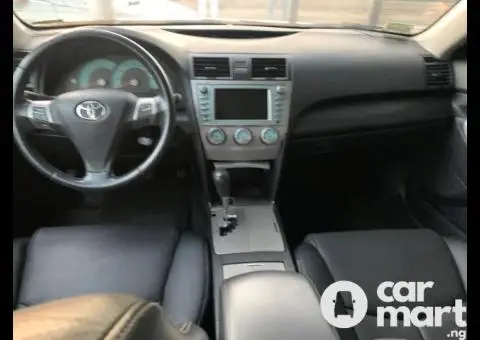 Toyota Camry Sport 2009 - 2/5