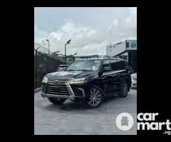 Tokunbo 2017 Lexus LX570 (Premium Edition)