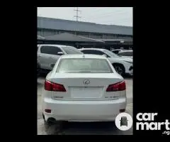 Pre-Owned 2007 Lexus IS250