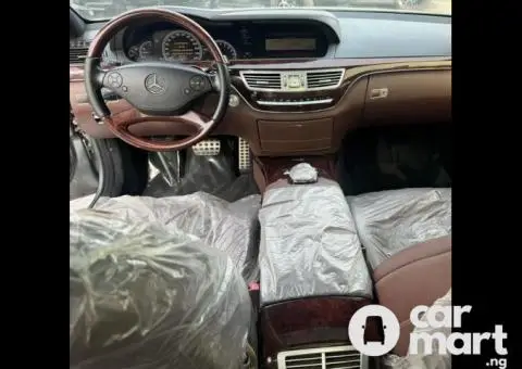 Tokunbo 2010 Mercedes Benz S350 - 2/5