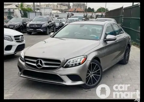 Tokunbo 2020 Mercedes Benz C300 - 3/5