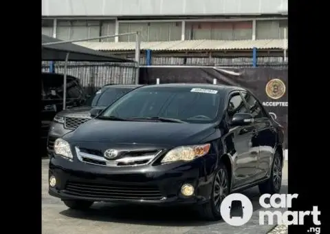 Tokunbo 2012 Toyota Corolla - 2/5