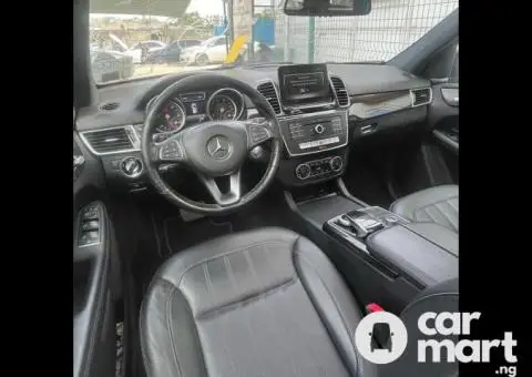 Tokunbo 2018 Mercedes Benz GLE350 - 3/5