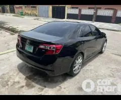 Clean 2015 Toyota Camry SE - 5