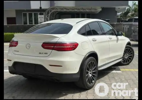 Tokunbo 2017 Mercedes Benz GLC43 - 5/5