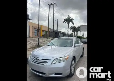 2008 Foreign-used Toyota Camry LE - 1/5