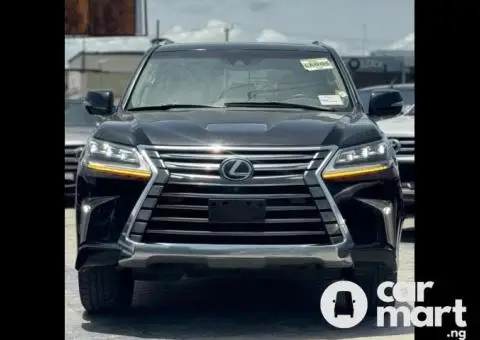 Tokunbo 2018 Lexus LX570 (Premium Edition) - 1/5