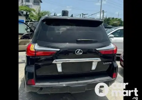 Tokunbo 2018 Lexus LX570 (Premium Edition) - 5/5