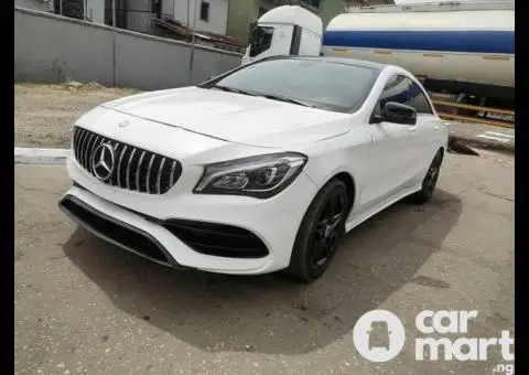 Used Mercedes Benz CLA250 - 3/5