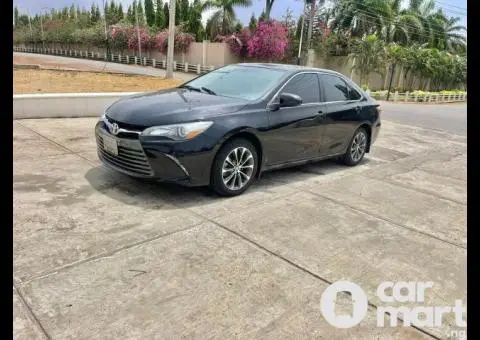 Foreign used 2016 Toyota Camry LE - 1/5