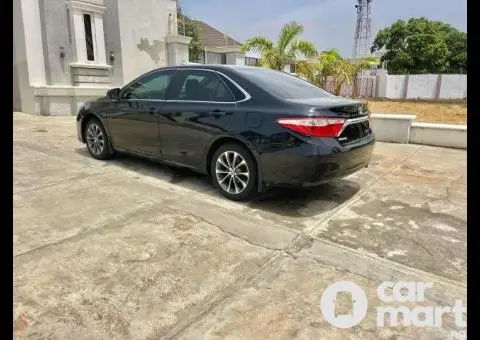 Foreign used 2016 Toyota Camry LE - 5/5