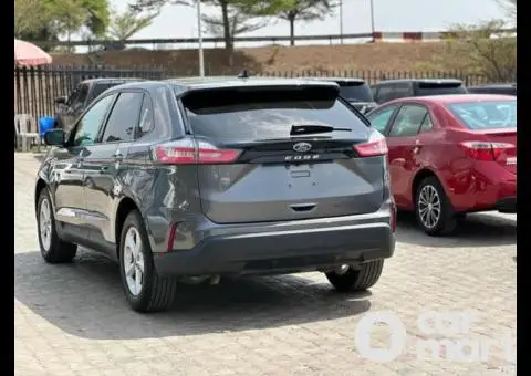 Brand new 2023 Ford Edge - 4/5