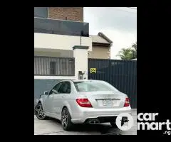 2012 Mercedes Benz C300 Premium