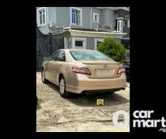 Used 2010 Toyota Camry LE - 5