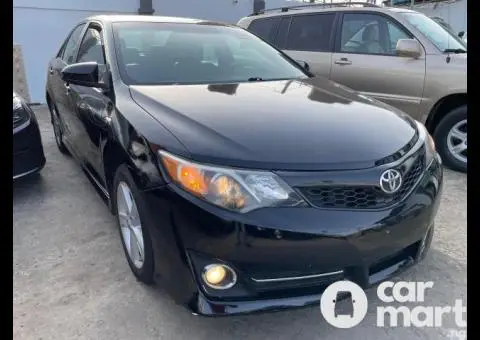 2013 Foreign-used Toyota Camry Sport - 1/5